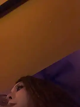 cadenfoxx111 online show from May 16, 2:42 am