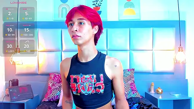Snapshot of ariel_villa chatting on January 18, 12:17 am ariel villa online show from January 18, 12:17 am