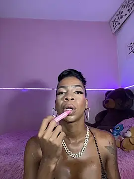 Canndy88htxx online show from May 16, 2:31 am
