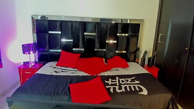 Loremhotsex online show from September 25, 4:52 am