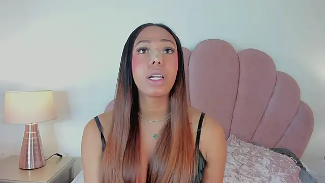 Nicole Paradise online show from November 20, 1:11 pm