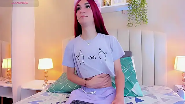Mia thompson 19 online show from May 14, 9:01 pm