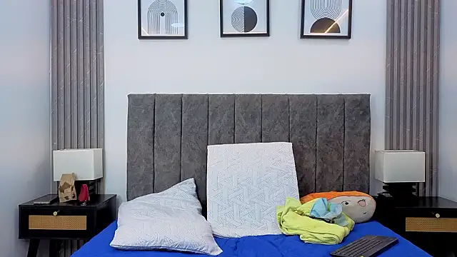 Luciana Ortiz1 online show from January 19, 1:31 pm