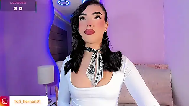 Sofi hdz online show from May 17, 9:14 pm