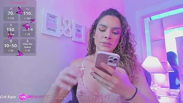 mariiahneedles online show from May 28, 9:02 pm
