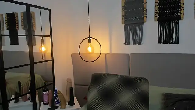 Sweet camille online show from May 19, 3:02 am