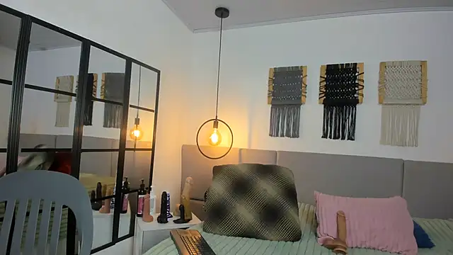 Sweet camille online show from May 28, 2:42 am
