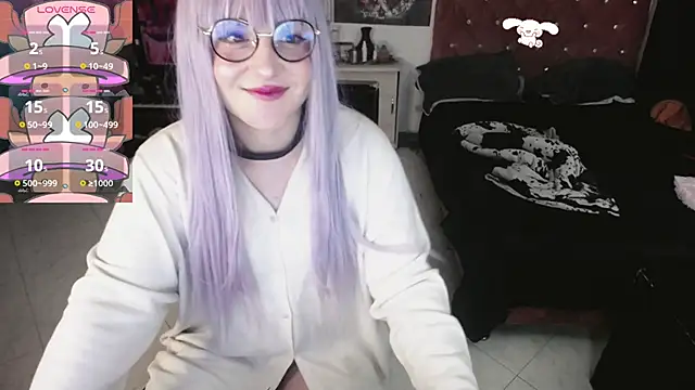 Snapshot of Avril2001 chatting on December 10, 2:20 am Avril2001 online show from December 10, 2:20 am