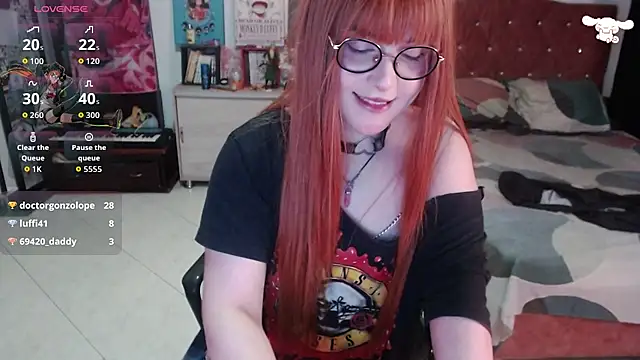 Avril2001 online show from November 18, 4:12 am