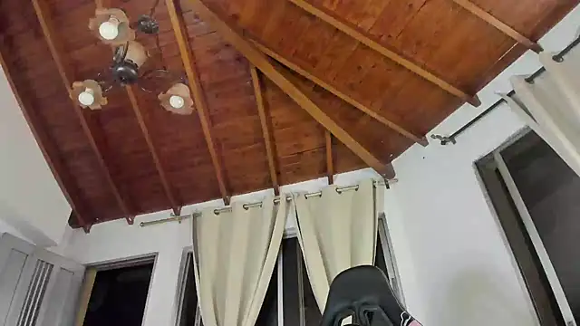 IsaFontanna online show from February 23, 5:21 am