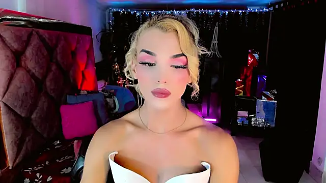 the-horus-girl online show from December 23, 4:17 am