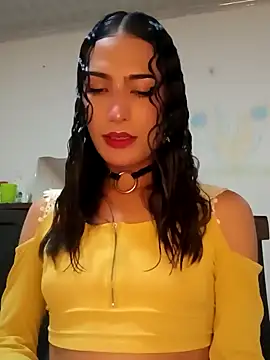 Snapshot of Lanna_hott_ chatting on February 1, 7:55 pm Lanna hott  online show from February 1, 7:55 pm