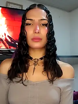 Snapshot of Lanna_hott_ chatting on October 3, 11:43 am Lanna hott  online show from October 3, 11:43 am