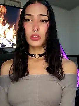 Snapshot of Lanna_hott_ chatting on October 11, 7:27 pm Lanna hott  online show from October 11, 7:27 pm