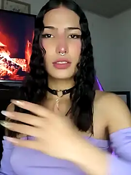 Snapshot of Lanna_hott_ chatting on October 12, 7:49 pm Lanna hott  online show from October 12, 7:49 pm