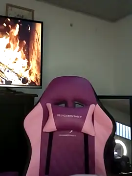 Snapshot of Lanna_hott_ chatting on October 16, 9:03 pm Lanna hott  online show from October 16, 9:03 pm