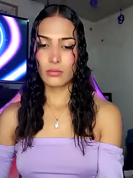 Snapshot of Lanna_hott_ chatting on October 28, 7:34 pm Lanna hott  online show from October 28, 7:34 pm