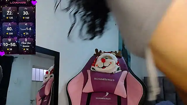 Lanna hott  online show from December 5, 6:36 pm