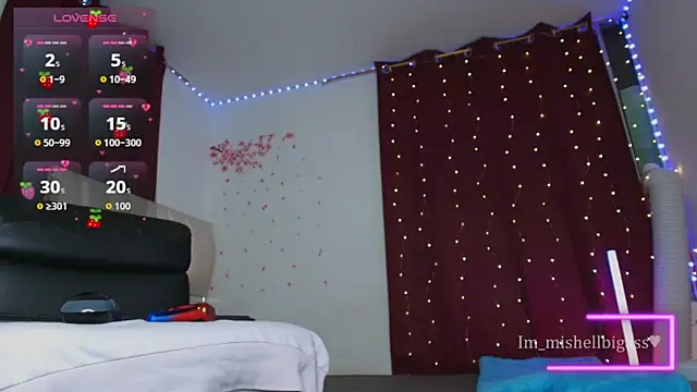 im mishellbigass online show from May 20, 5:46 am