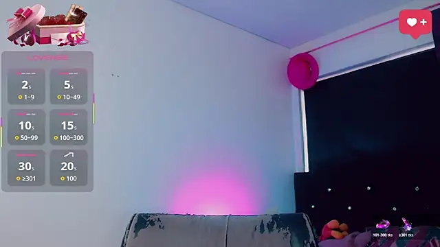 Kendall hornyy online show from April 30, 8:13 pm