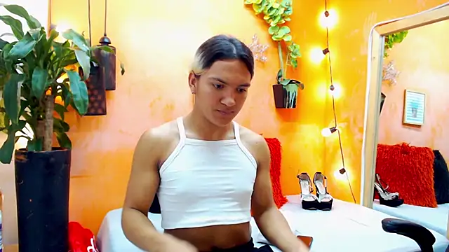 aslyhernandez 7 online show from January 7, 11:54 am