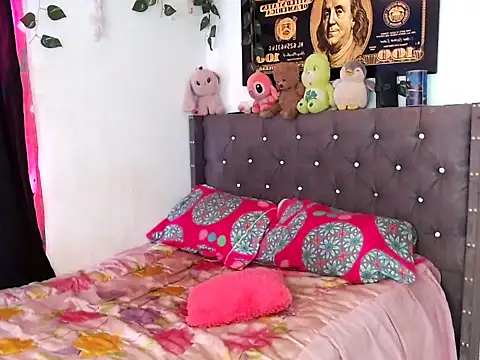 stefanny hot03 online show from February 14, 4:03 pm