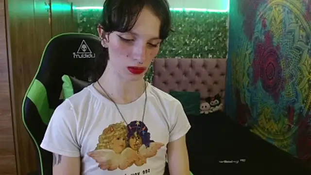 BurningVenus12 online show from May 1, 4:28 am
