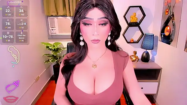 TwittyGirL9inch exotic online show from April 27, 4:16 pm