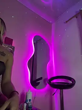 Fernanda bigcock online show from April 26, 1:14 am