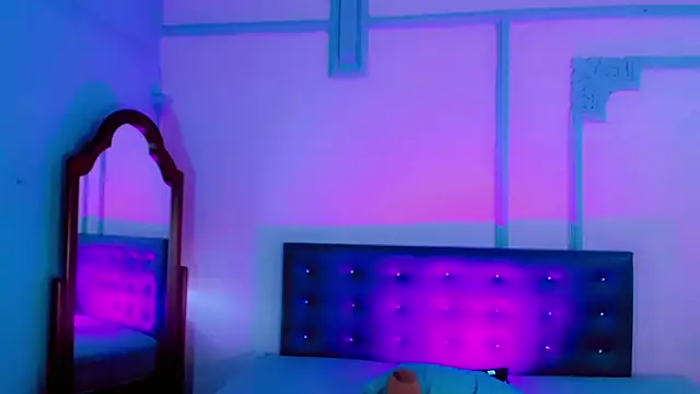 malahya  online show from February 15, 8:29 pm