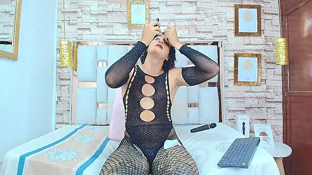 Alison Chan  online show from May 13, 10:19 pm