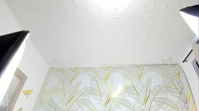 Alison Chan  online show from May 23, 10:28 pm