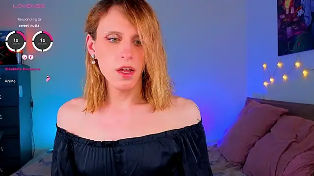  yourFoxy  online show from May 29, 11:30 am