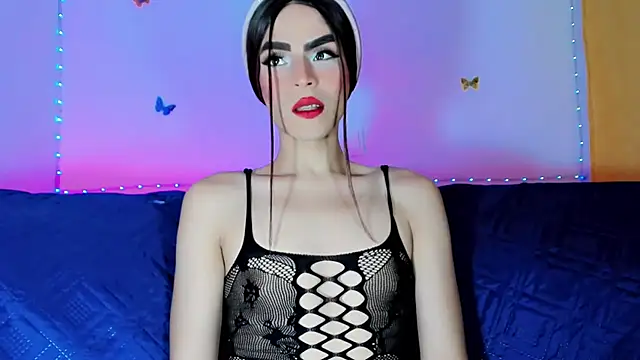 TatiGil online show from May 12, 9:12 pm