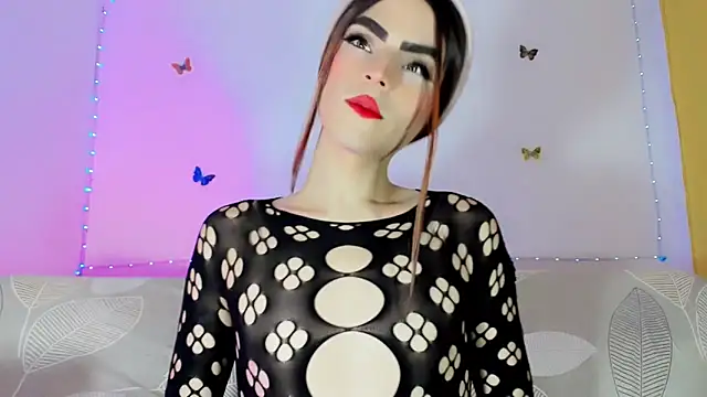 TatiGil online show from May 20, 2:40 am