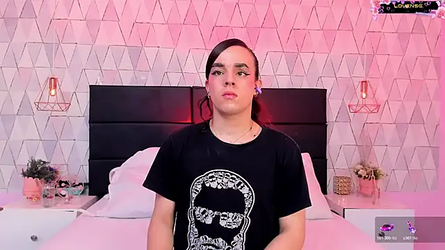 JustinePerry online show from May 7, 4:41 am
