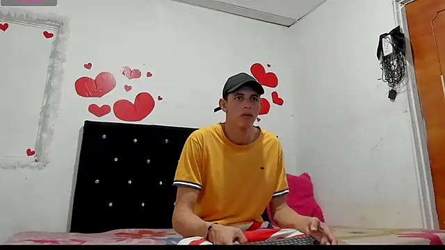 Snapshot of chloe_evanx_ chatting on March 8, 7:31 pm chloe evanx  online show from March 8, 7:31 pm