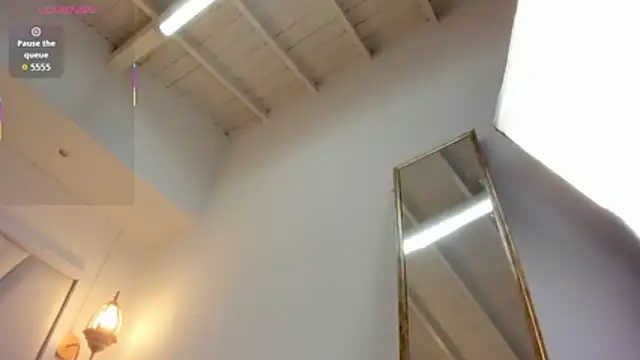 AbigailWilliams  online show from February 25, 11:15 am