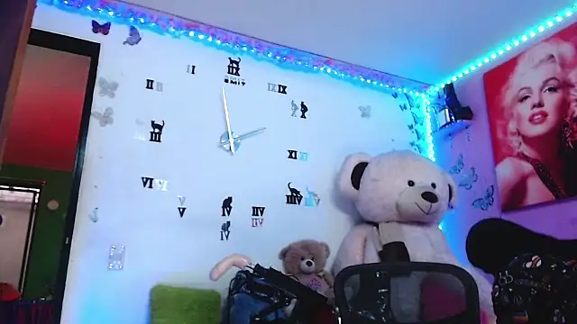 goddess BigassCock online show from November 1, 7:11 pm