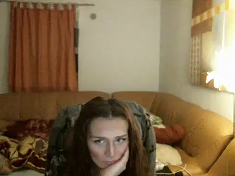 ludovika09 online show from May 19, 8:15 pm