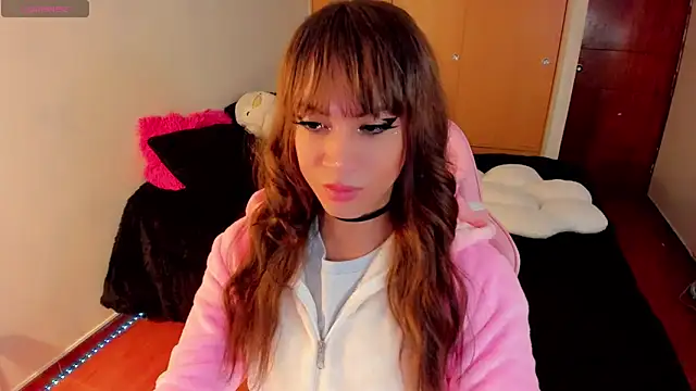 SeraphineADC online show from February 6, 2:55 am