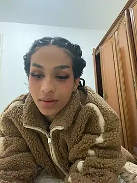 Snapshot of Abby_bella09 chatting on December 8, 9:21 pm Abby bella09 online show from December 8, 9:21 pm