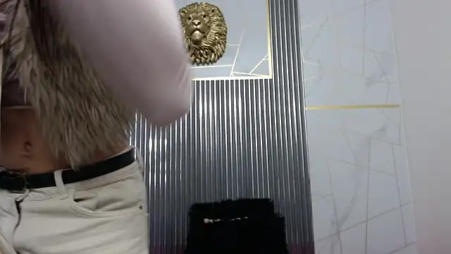 Celestial Queen  online show from May 4, 1:38 pm