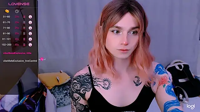 Alice Hells online show from April 29, 4:34 pm