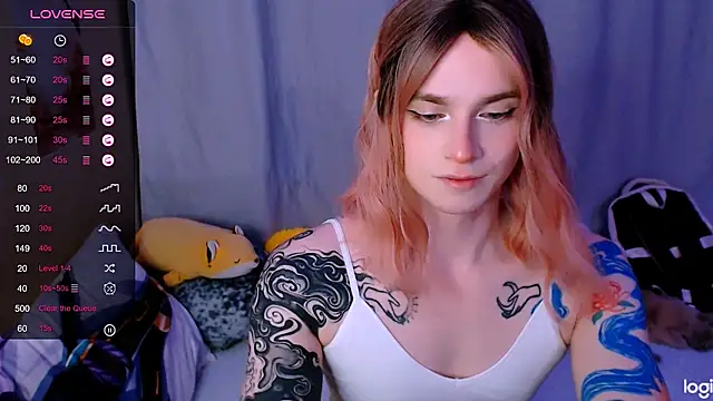 Alice Hells online show from May 6, 4:46 pm
