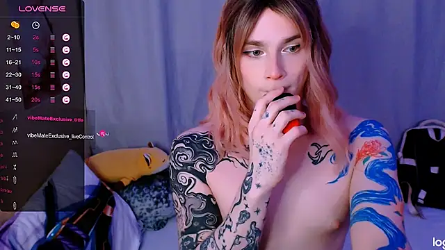 Alice Hells online show from May 8, 4:58 pm