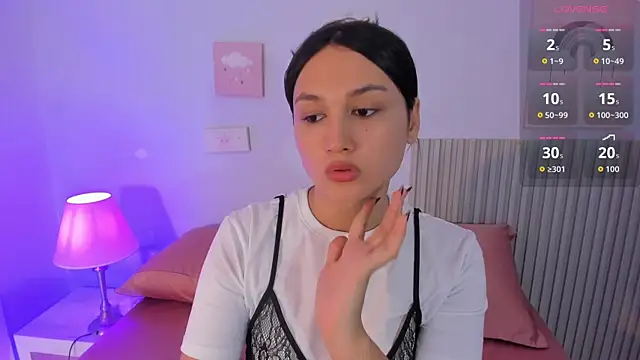 lana boomer online show from May 9, 8:46 pm