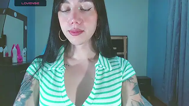 karla zambrano online show from July 7, 8:13 pm