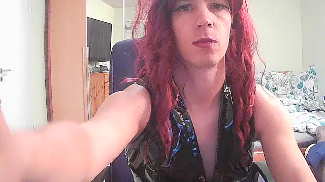 Kinky-Kristina online show from December 4, 2:32 pm