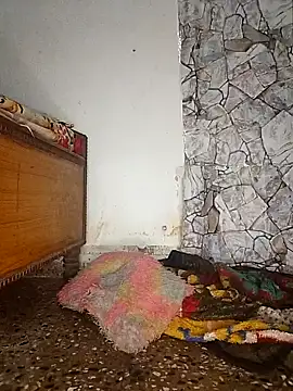 Enna Zarza  online show from November 12, 6:25 am